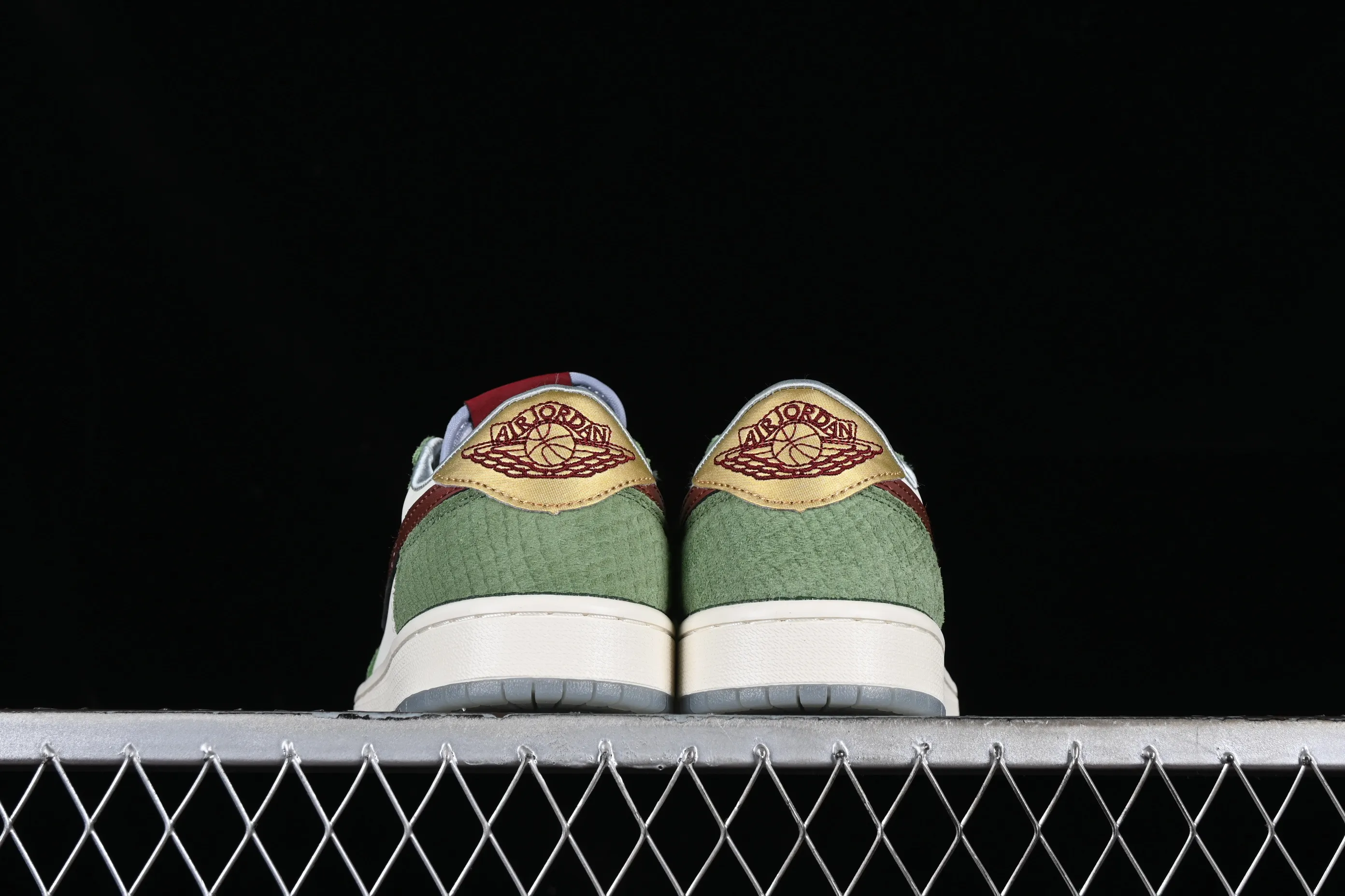 All categories Air Jordan Jordan series basketball shoes Air Jordan 1 Low Z version Air Jordan 1 Low CNY "Year of the Drago" AJ1 Joe 1 Year of the Dragon Limited Qinglong low-top cultural casual sneakers FN3727-100